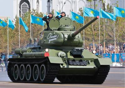 Военная техника отечественного оборонно-промышленного комплекса на параде 7 мая в Астане